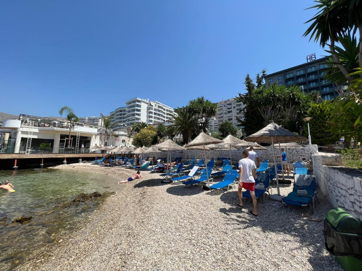 Coral Guesthouse Sarande Bagian luar foto